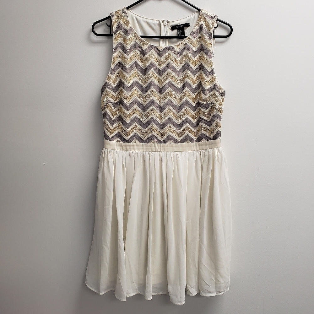 Forever 21 Sequin Chevron Dress Size Large - Picture 1 of 7